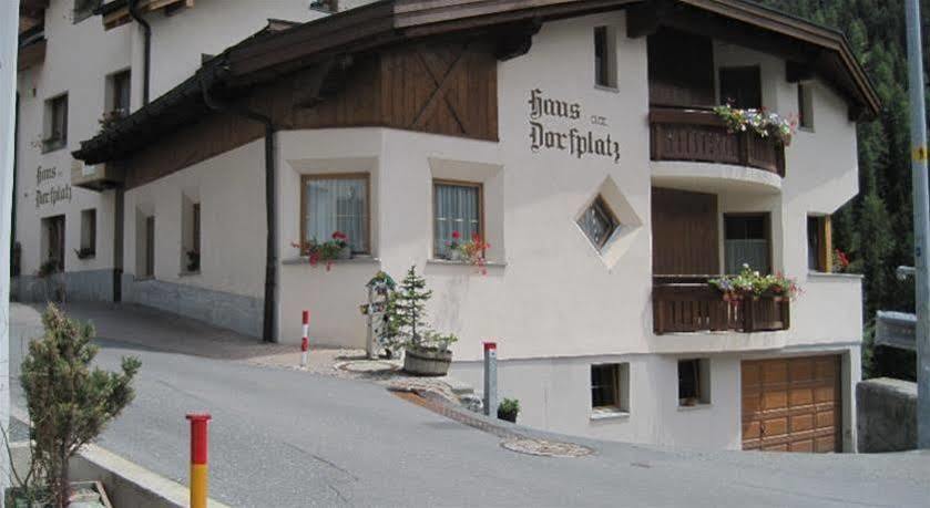 Ferienwohnung Haus am Dorfplatz Samnaun Exterior foto